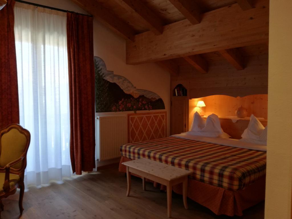 Hotel Ca' Del Bosco Selva di Cadore Exterior photo